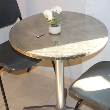 Stunning One Bedroom In * Selanik