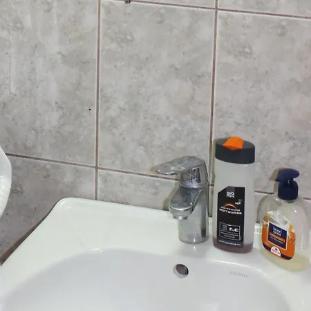 Stunning One Bedroom In *